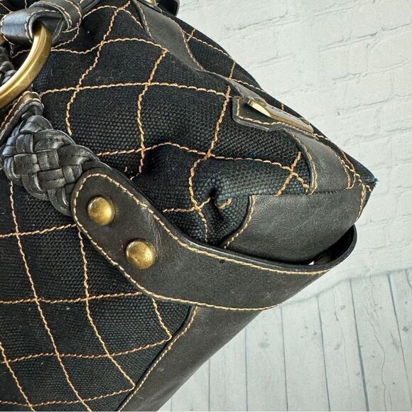 Isabella Fiore embroidered hobo bag - Picture 9 of 13